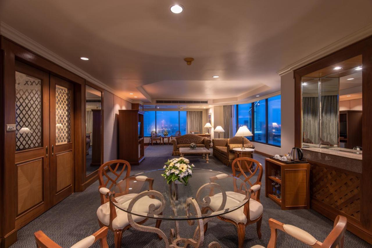 Montien Riverside Hotel Μπανγκόκ Εξωτερικό φωτογραφία A suite at the hotel